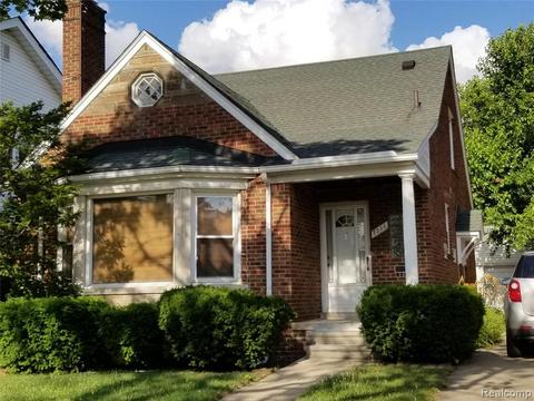 7266 Pinehurst St, Dearborn, MI 48126 photo 1
