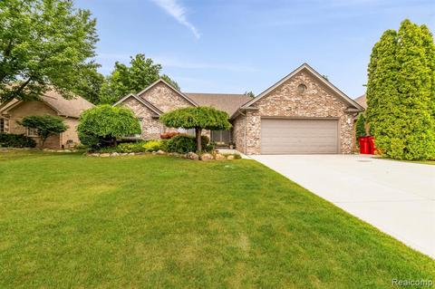 45900 Riverview Ct, Macomb, MI 48044 photo 1