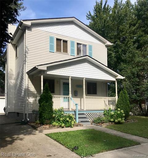 3971 Thomas Ave, Berkley, MI 48072 photo 1
