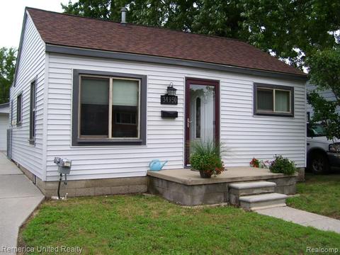 34950 Glover St, Wayne, MI 48184 photo 1
