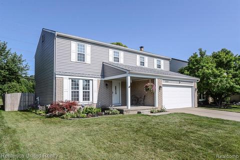 2085 E Roundtable Dr, Canton, MI 48188 photo 1