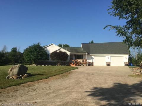 9371 Webb Rd, Goodells, MI 48027 photo 1