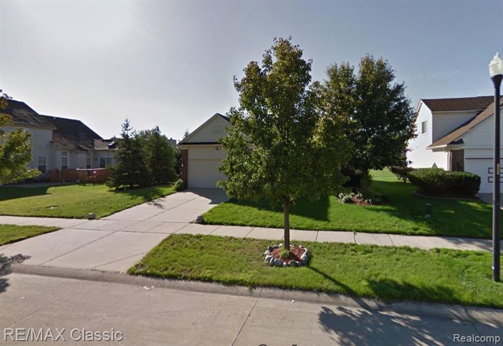 32789 Gateway Dr, Romulus, MI 48174 MLS 219081012 Movoto