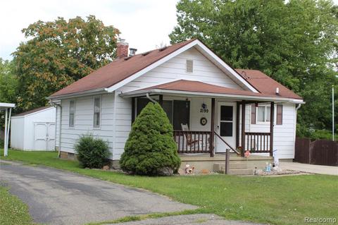 2199 E Mclean Ave E, Burton, MI 48529 photo 1