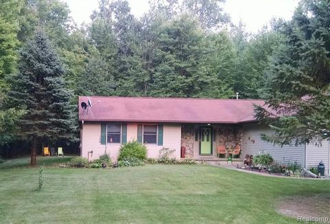 4634 W Salisbury Dr, Gladwin, MI 48624 photo 1