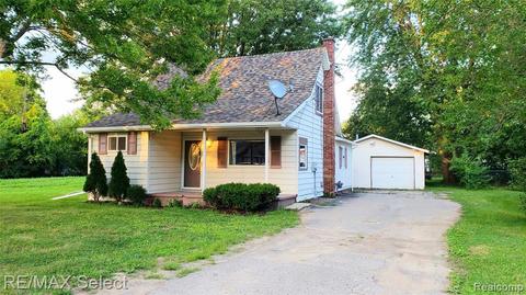 2247 Diamond Ave, Flint, MI 48532 photo 1