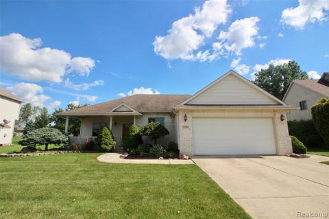 2940 E Country Ln, Monroe, MI 48162 photo 1