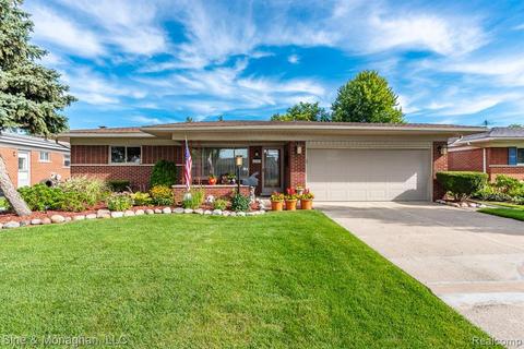 11367 Nancy Dr, Warren, MI 48093 photo 1