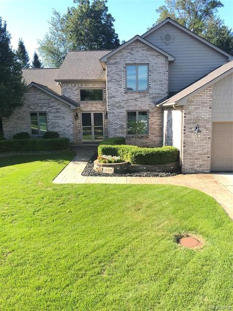 19356 Lamplighter Trl, Macomb, MI 48044 photo 1