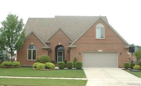 20070 Breezeway Dr, Macomb, MI 48044 photo 1
