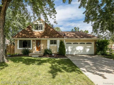 1541 Rustic Ridge Rd, Canton, MI 48188 photo 1