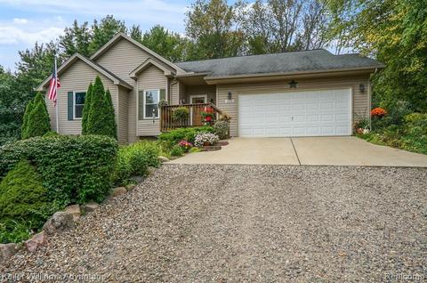 1501 E Marr Rd, Howell, MI 48855 photo 1