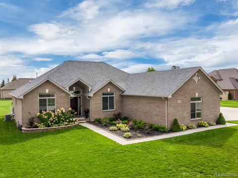 20280 Paddock Ct, Macomb, MI 48042 photo 1