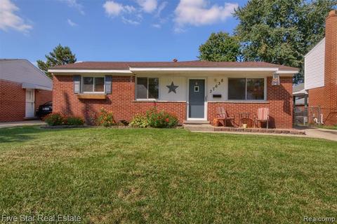 37638 Walnut St, Romulus, MI 48174 photo 1