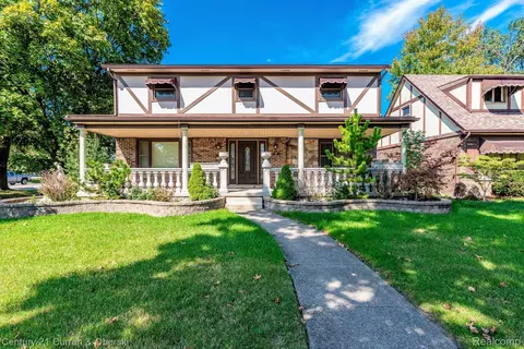 25800 Wilson, Dearborn Heights, MI 48127