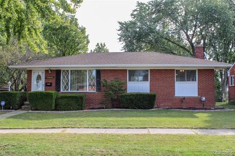 29682 Eiffel Ave, Warren, MI 48088 photo 1