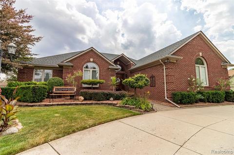 19270 Crabtree Dr, Macomb, MI 48044 photo 1