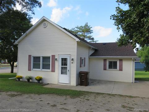119 E Third St, Perry, MI 48872 photo 1