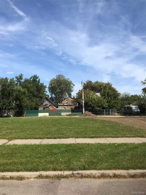 2722 Harrison, Detroit, MI 48216