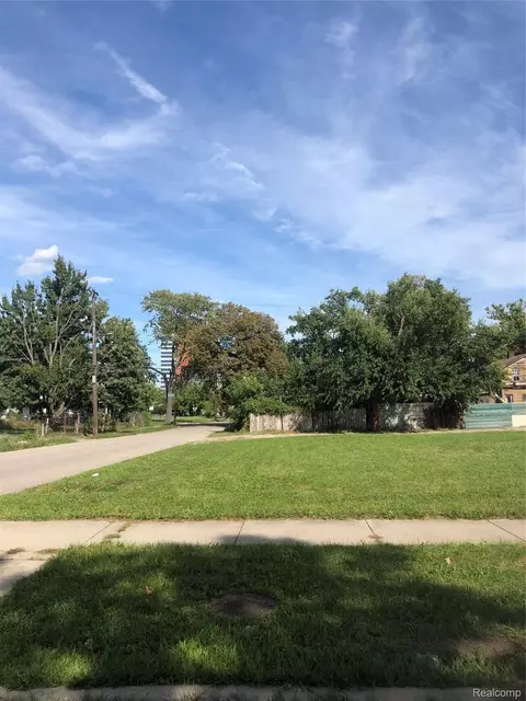 2746 Harrison, Detroit, MI 48216