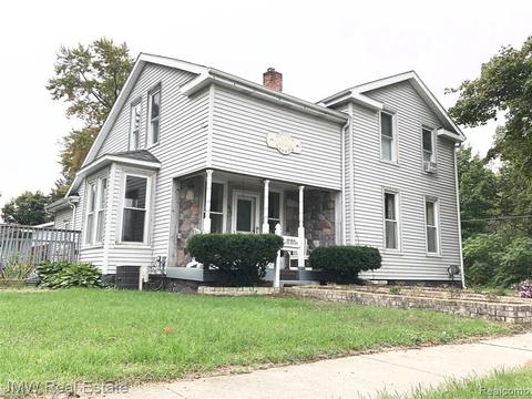 423 Emily St, Flushing, MI 48433 photo 1