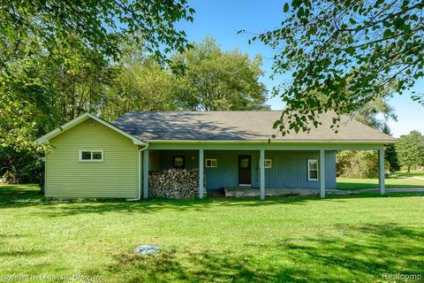 9180 Macey Rd, Willis, MI 48191 photo 1