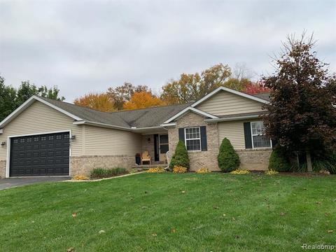 9867 Iosco Ridge Dr, Gregory, MI 48137 photo 1