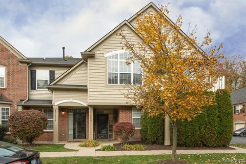47620 Ormskirk Dr, Canton, MI 48188 photo 1