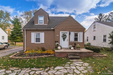 2875 Devondale Rd, Rochester Hills, MI 48309 photo 1