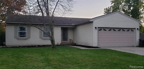 3723 Summit Ct, Wixom, MI 48393 photo 1