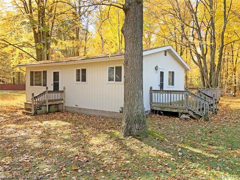 19 Caseville Homes For Sale Caseville Mi Real Estate Movoto