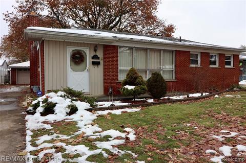 37144 Thinbark St, Wayne, MI 48184 photo 1