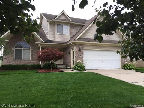 33341 Bay Hill Dr, Romulus, MI 48174 photo 1