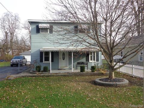 14940 Monroe St, Flat Rock, MI 48134 photo 1
