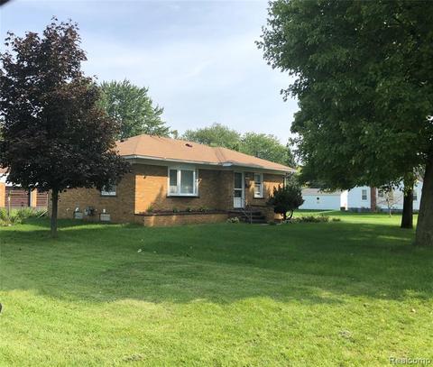 36980 Grant St, Romulus, MI 48174 photo 1