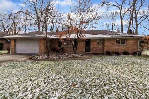 1167 Borg Ave, Temperance, MI 48182 photo 1