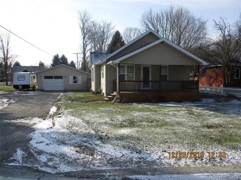 6559 Abbottsford Rd, Ruby, MI 48049 photo 1
