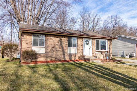 30012 Spain St, Romulus, MI 48174 photo 1