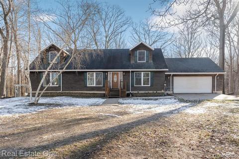 8981 Folkert Rd, Clay Twp, MI 48001 photo 1