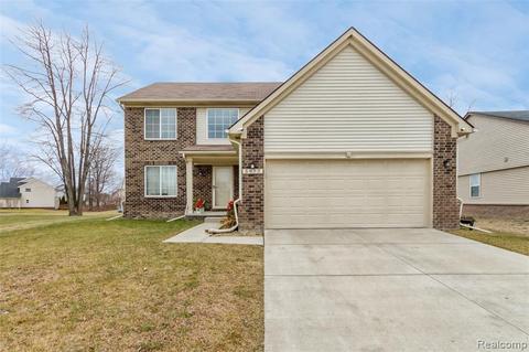 5977 Bay Hill Ct, Romulus, MI 48174 photo 1