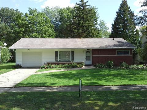 102 N Hunter St, Capac, MI 48014 photo 1