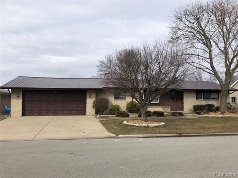 7292 Aqua Isle Dr, Clay, MI 48001 photo 1