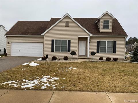 480 Webber Dr, Temperance, MI 48182 photo 1