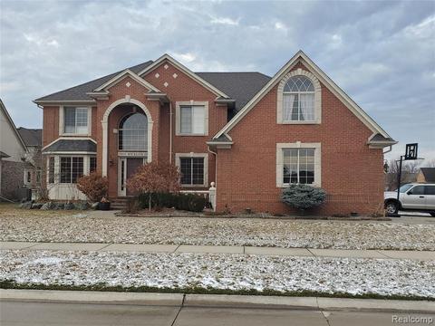 19051 Wicklow Dr, Macomb, MI 48044 photo 1