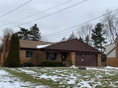 5448 Daniel Dr, Brighton, MI 48114 photo 1