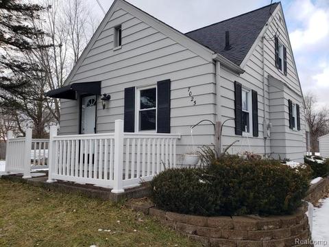 7025 E Coldwater Rd, Davison, MI 48423 photo 1