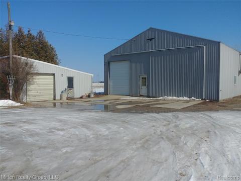 Get Beach cottage farver For iPhone Free