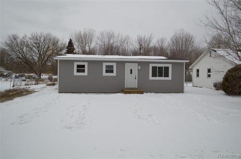 2836 Doyle St, Marlette, MI 48453 photo 1