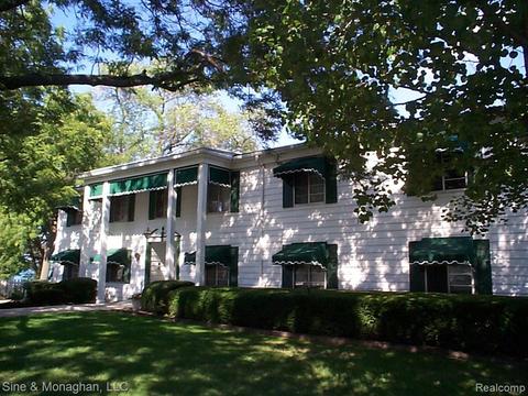 1501 River Rd #204, St. Clair, MI 48079 photo 1