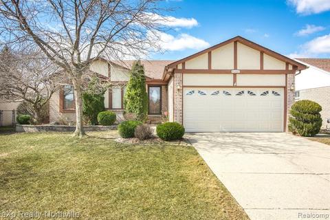 46167 Meadow Ln, Macomb, MI 48044 photo 1